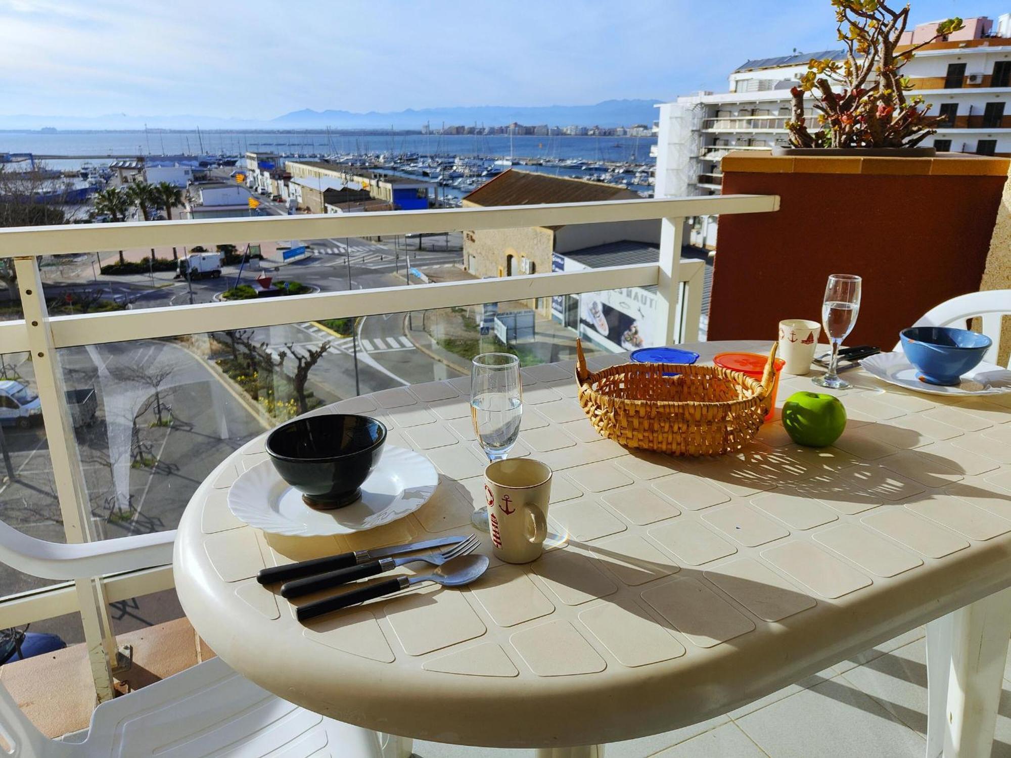 Апартаменты 2166 Rocmar 1 4-C, Excelente Situacion Frente Al Puerto Pesquero Y Con Vista A La Bahia. Gran Terraza. Gran Parking Publico Delante. - Es-258-30 Росас Экстерьер фото