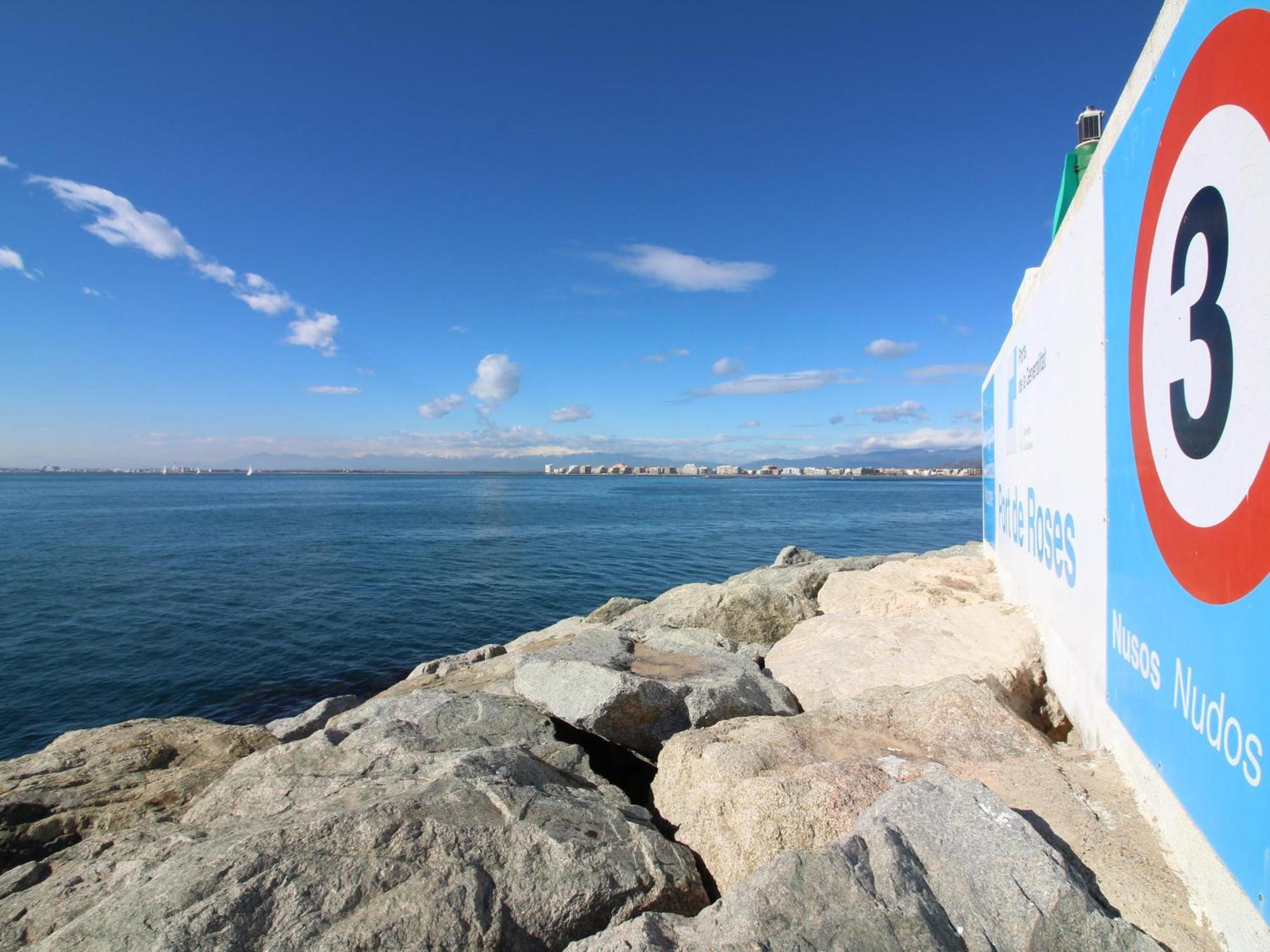 Апартаменты 2166 Rocmar 1 4-C, Excelente Situacion Frente Al Puerto Pesquero Y Con Vista A La Bahia. Gran Terraza. Gran Parking Publico Delante. - Es-258-30 Росас Экстерьер фото